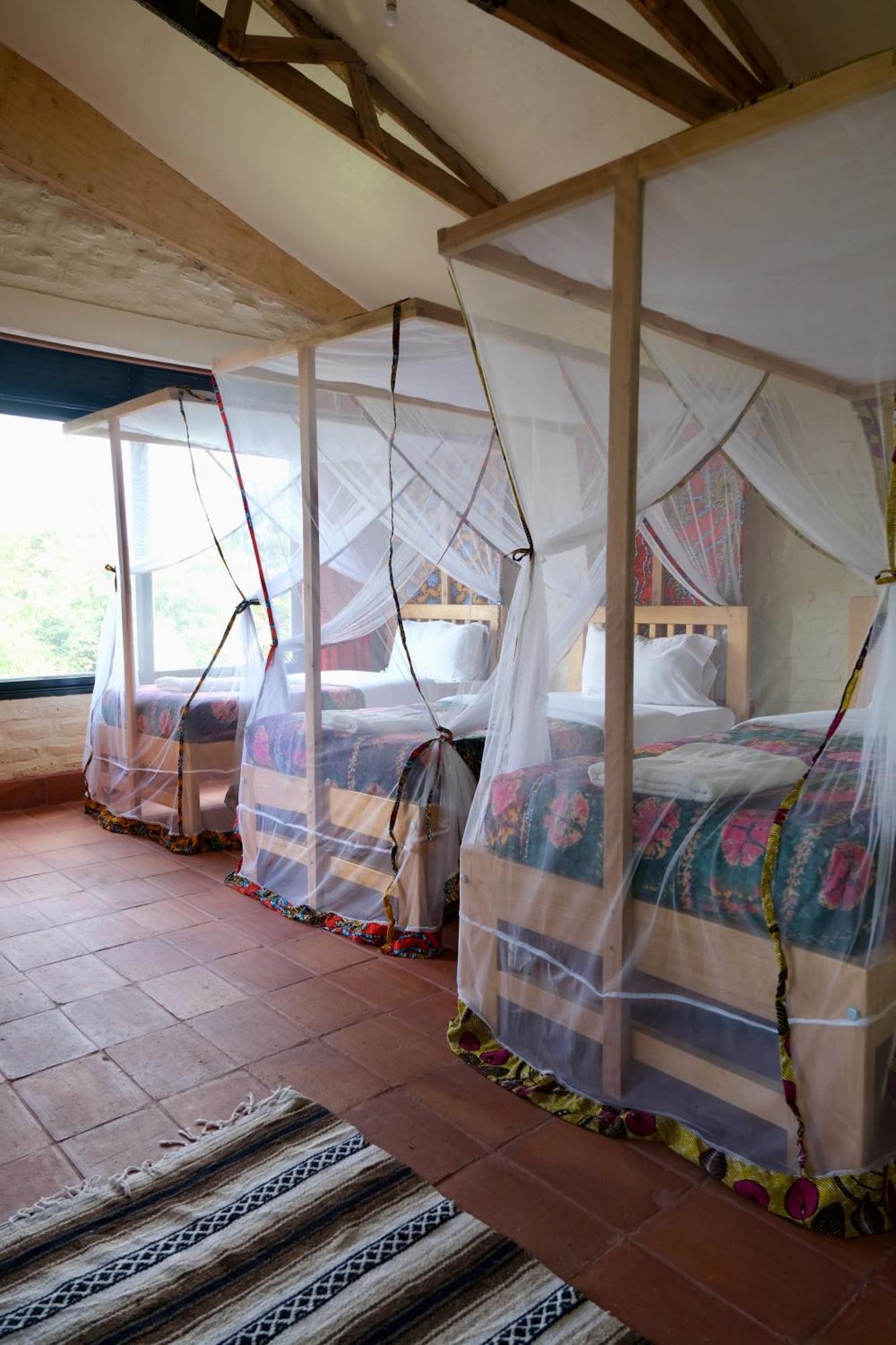 Hyena Hill Lodge Sanga Esterno foto