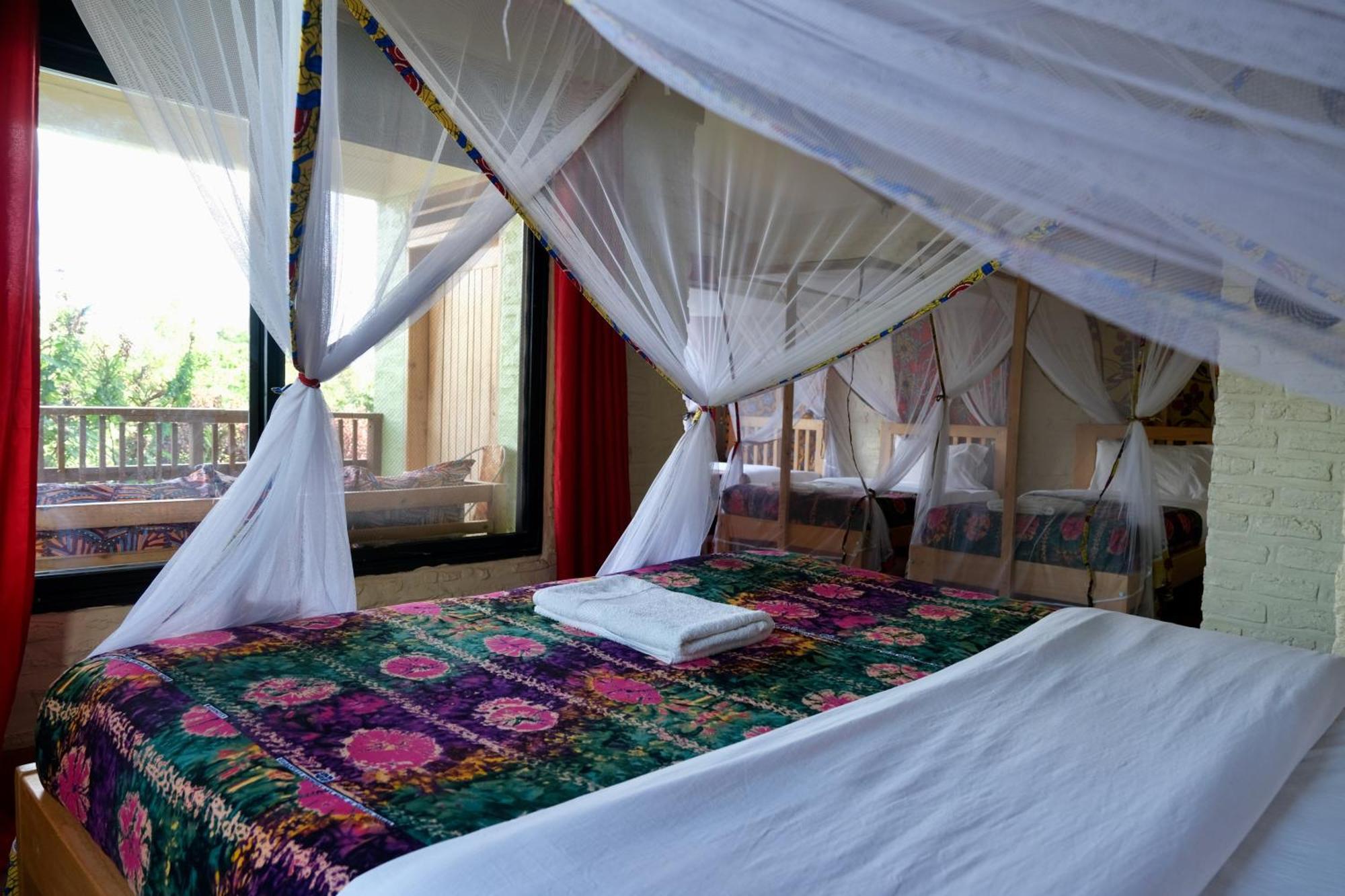 Hyena Hill Lodge Sanga Esterno foto